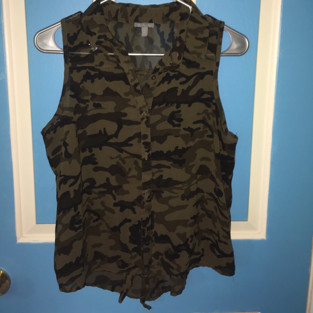 Camouflage chiffon tank