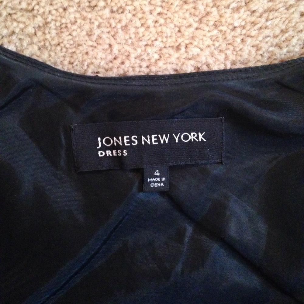 Jones New York sun dress - Picture 2 of 3