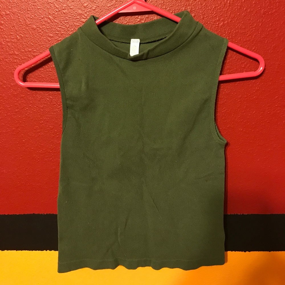 Green Crop Top Juniors One Size.