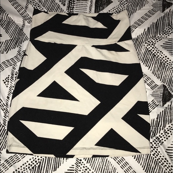 Black and white tribal pattern bodycon skirt - Picture 1 of 1
