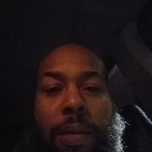 Meet your Posher, Gregory