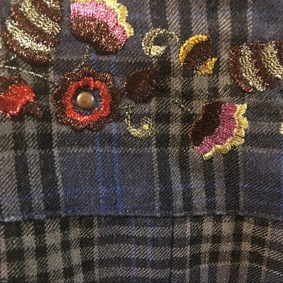Oilily • Plaid Pleated Embroidered Wool Skirt - Picture 7 of 8
