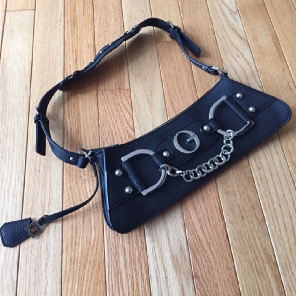 Classic Guess Purse