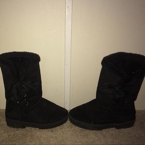 Boots!! In great condition.