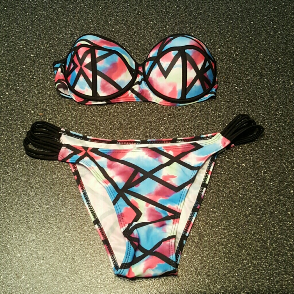 Unworn two piece swim suit