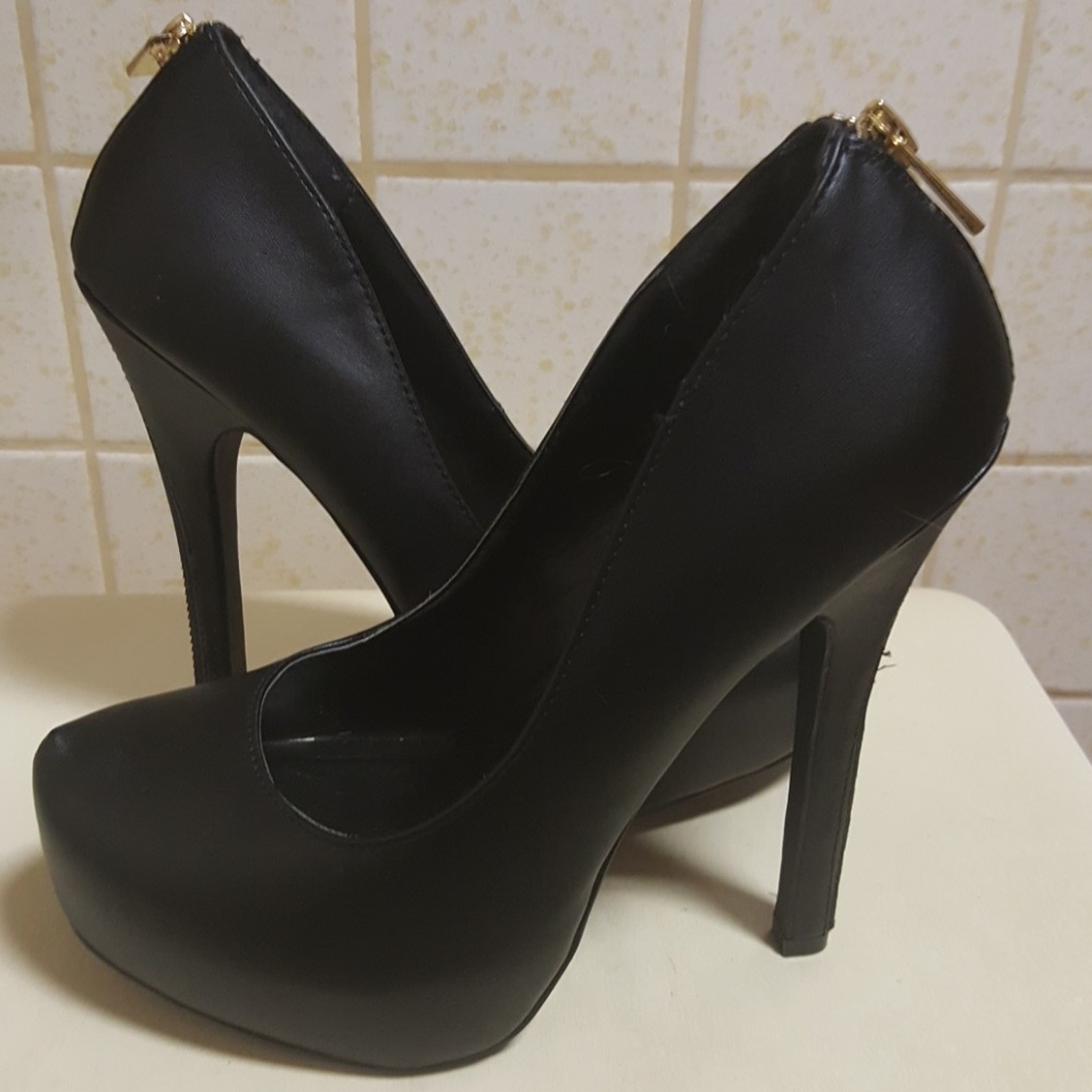 Black heels