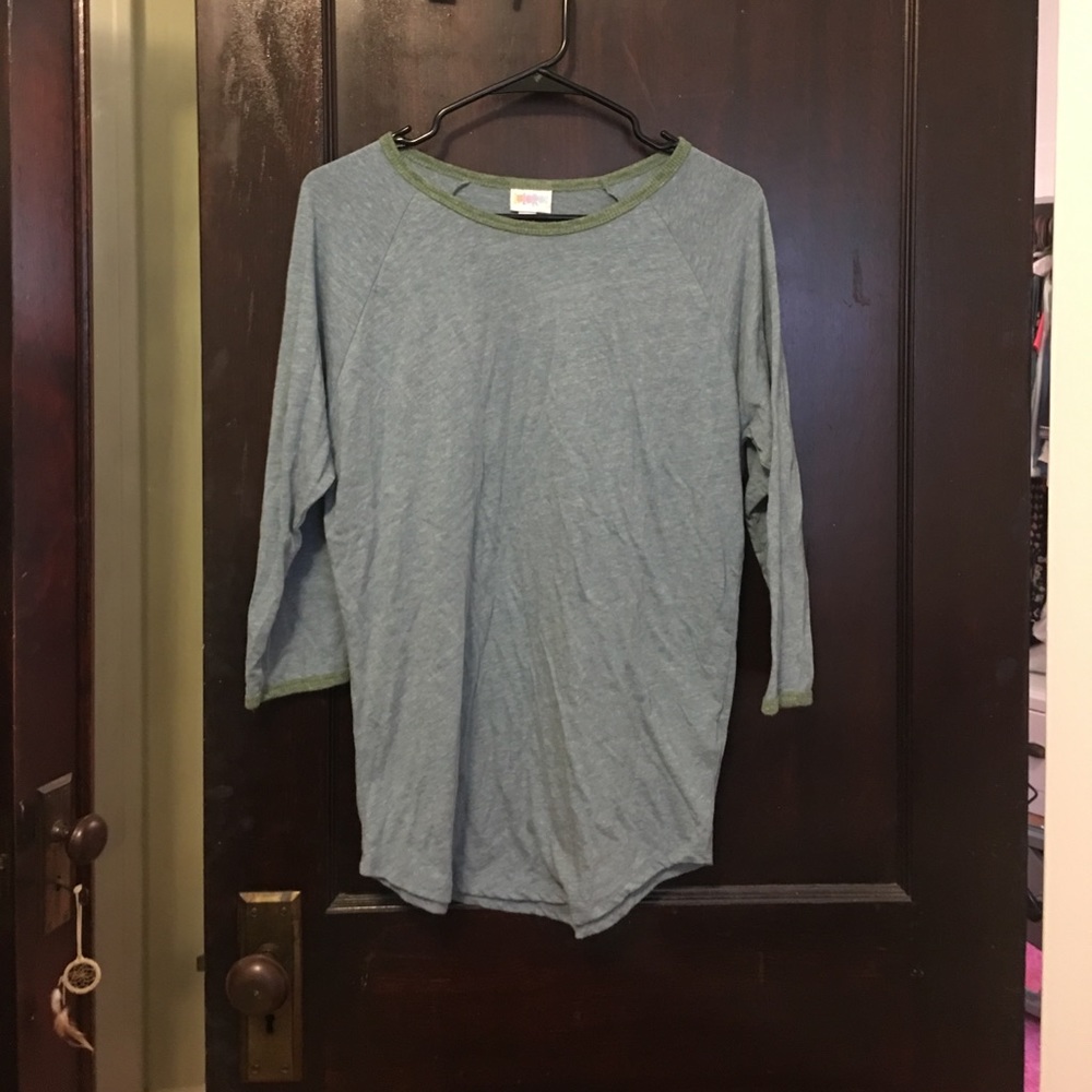 Lularoe randy t NWOT!