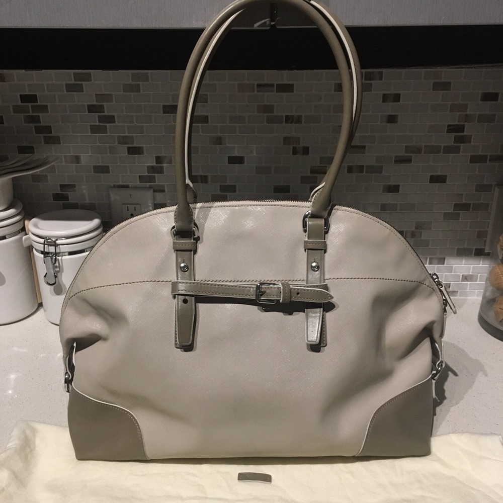 TUMI WEEKENDER / TOTE / LAPTOP BAG