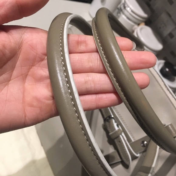 TUMI WEEKENDER / TOTE / LAPTOP BAG - Picture 2 of 7