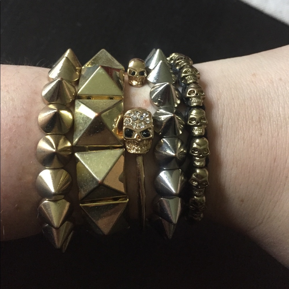 Spike and skull bracelet set
