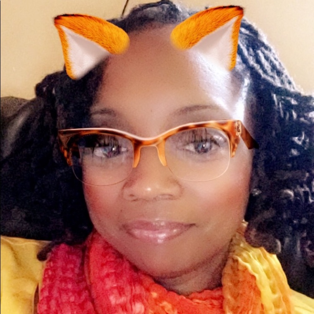 Meet your Posher, Felicia