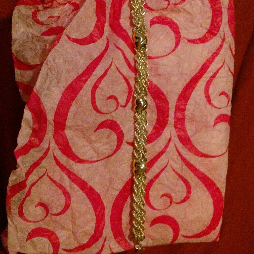 Bracelet