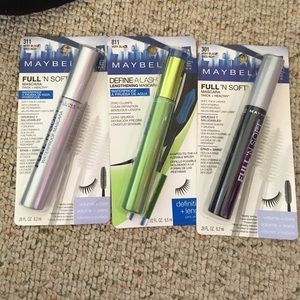 New. Maybelline mascara bundle