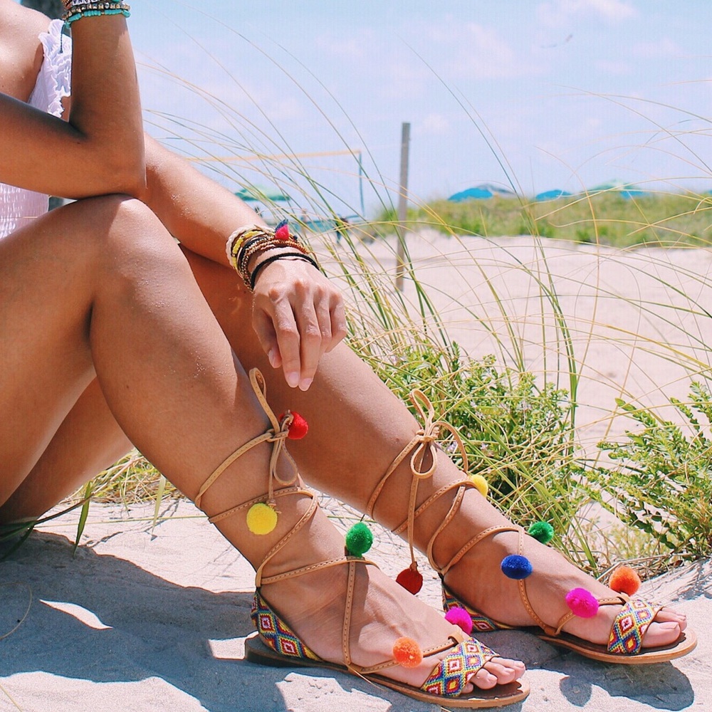 •TWO LEFT//Cartagena Pom Pom Lace-Up Sandals•