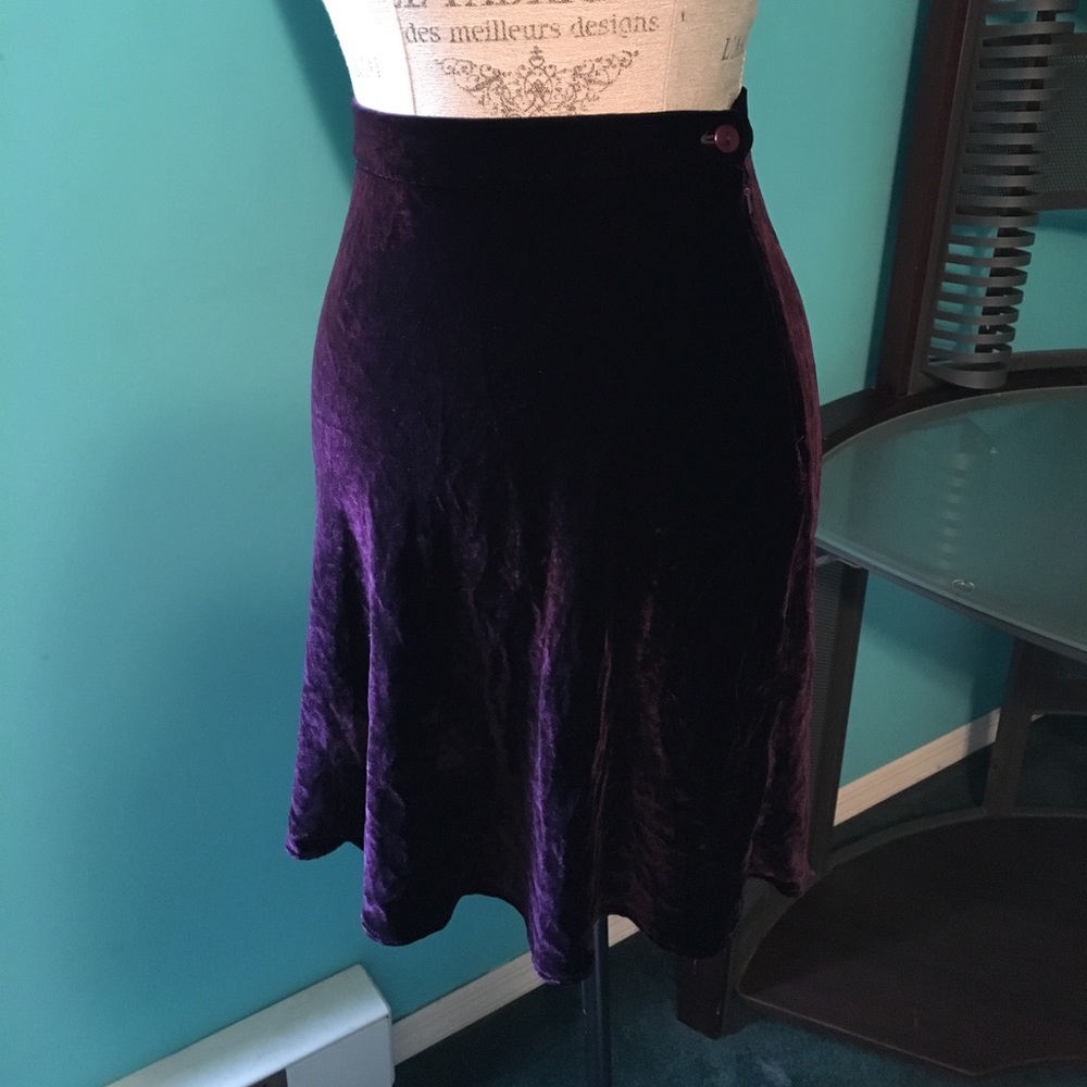 gap velvet skirt