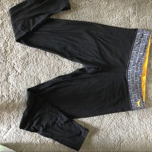 Iowa Hawkeyes Reversible Victoria's Secret legging