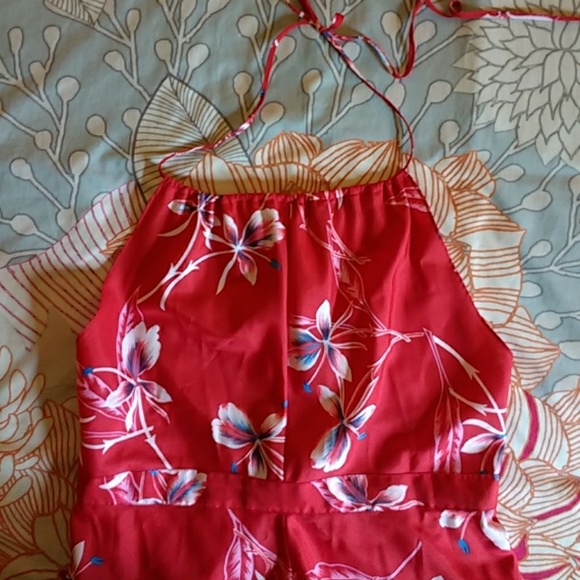 Hukilau Fashions Dresses & Skirts - Hukilau Fashions vintage red hawaiian dress sz MD