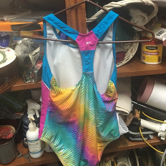Girls size 16 one piece swimming suit - Picture 2 of 2