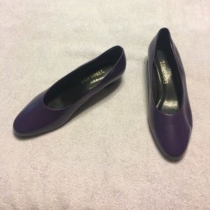 Easy Street Classic Pumps
