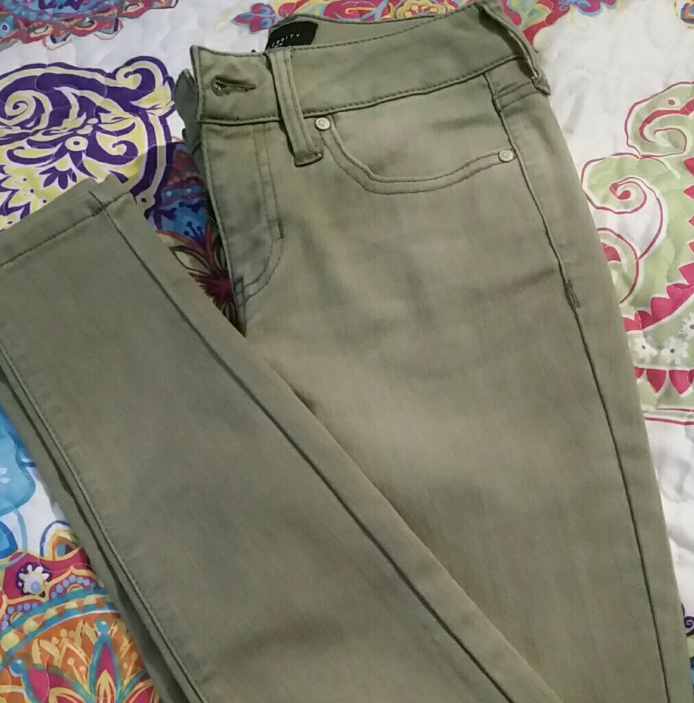 Skinny jeans
