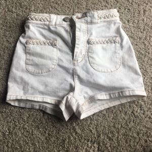 White w braided accent high waisted shorts