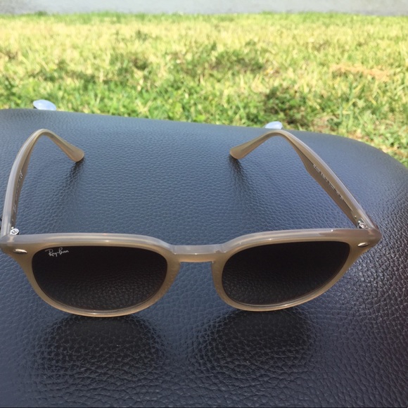 Rayban sunglasses RB4259