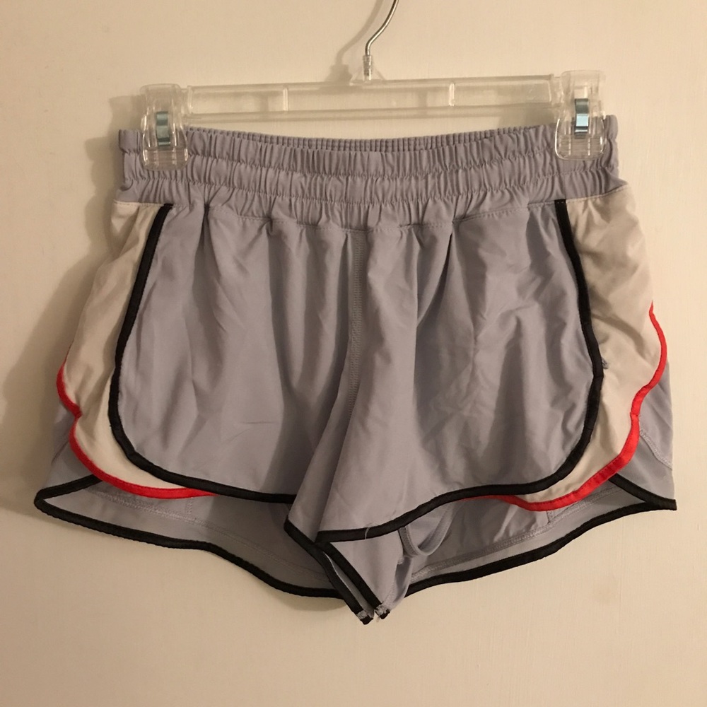 lululemon super squad shorts size 8