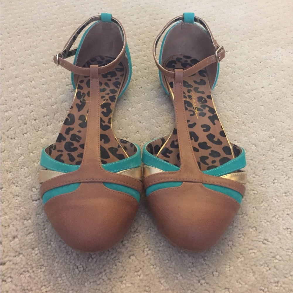 Jessica Simpson Brown and Turquoise Flats
