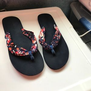 Comfy flip flops