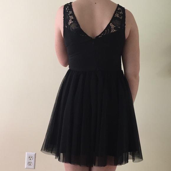 Black lace Homecoming dress - Picture 2 of 2