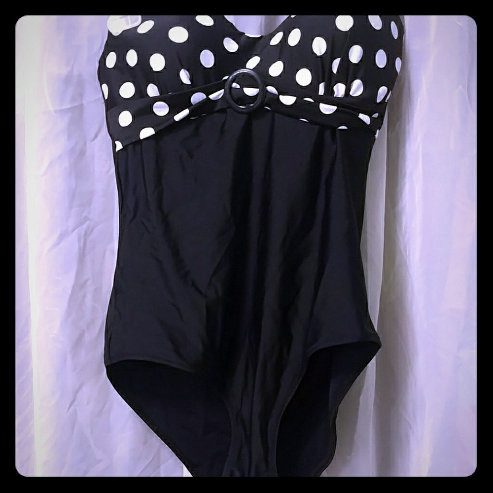 One piece bathing suit