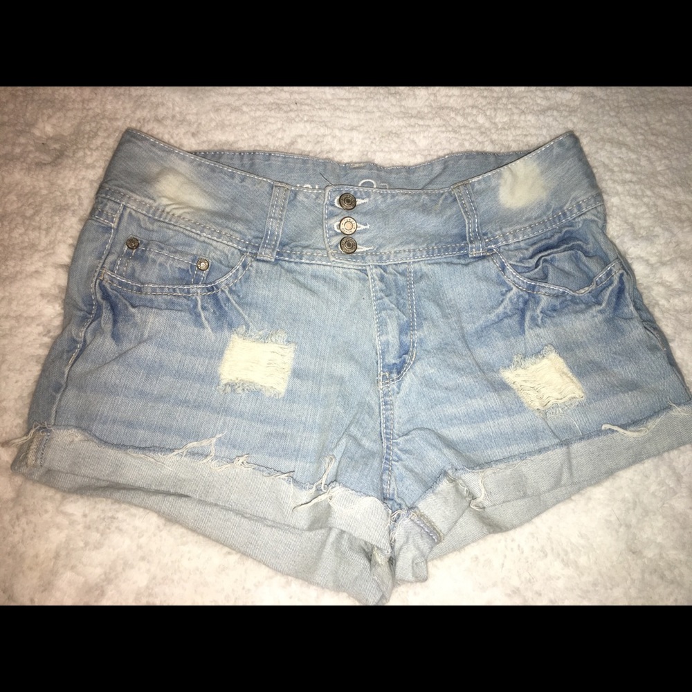 High wasted Jean shorts