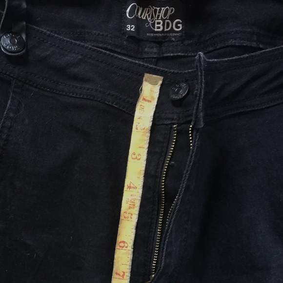 Black high waist shorts - Picture 4 of 6