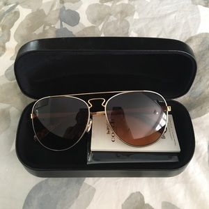 Coach sunglasses aviators (new)