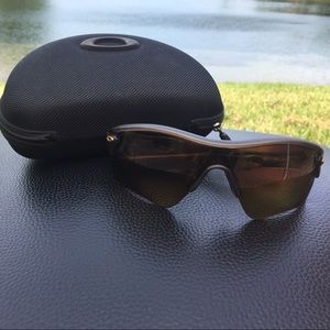 Oakley Radar range