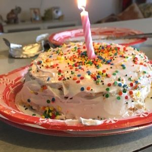 Meet your Posher, Perla