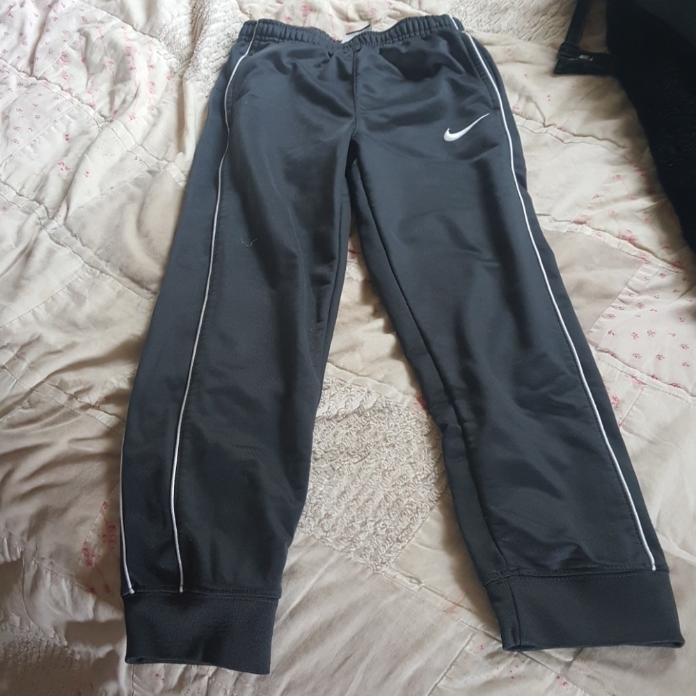 Nike boys sweet pants