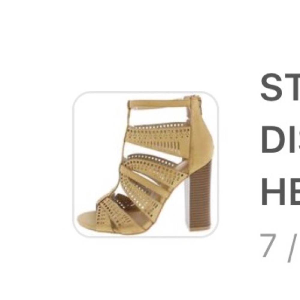 Stone/Nude block sandal heels size7