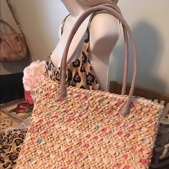 The entire wardrobe - Picture 6 of 6