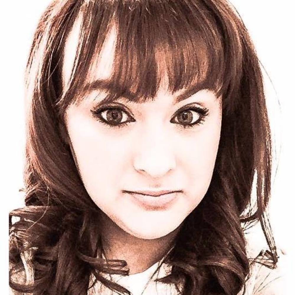 Meet your Posher, Kayla