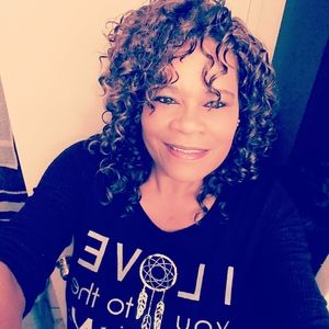 Meet your Posher, Zerita