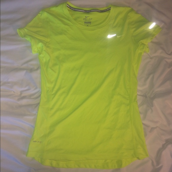 Nike Running Shirt - Picture 1 of 1