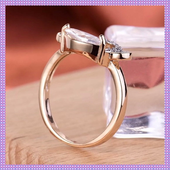 🐵White Sapphire Monkey Ring🐵 - Picture 2 of 5