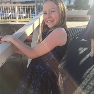 Meet your Posher, Abigail