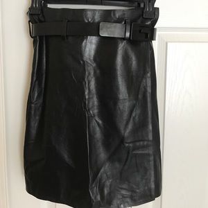 Gucci leather wrap skirt with belt