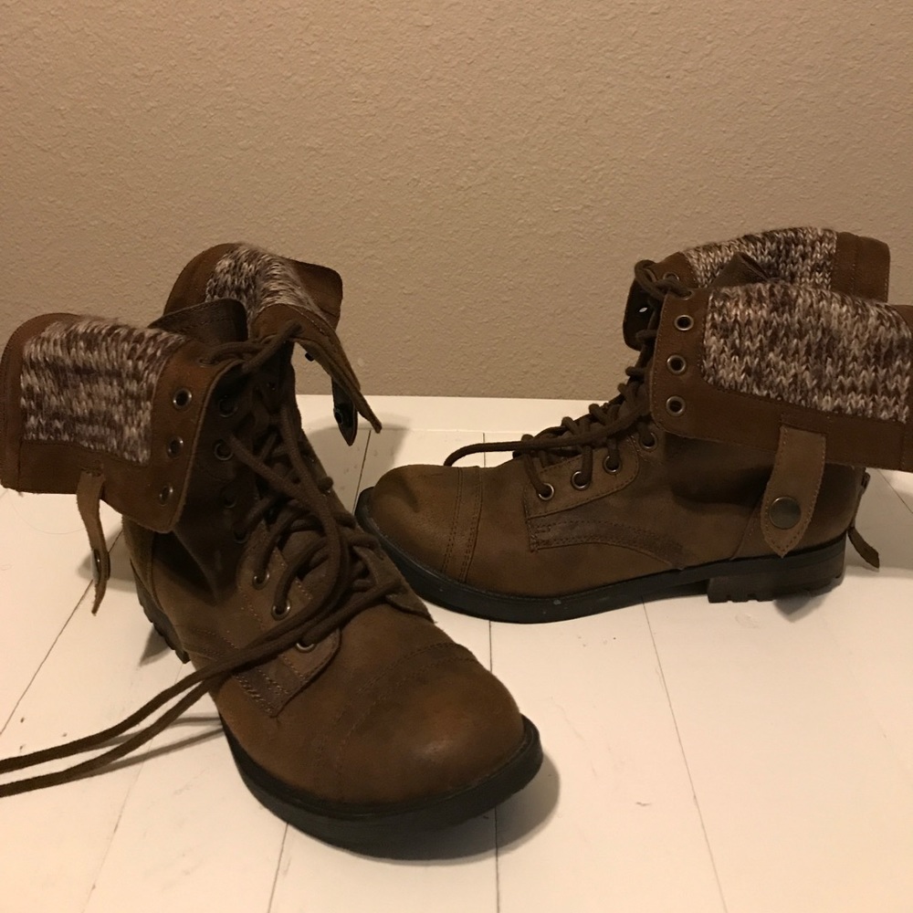 Brown boots