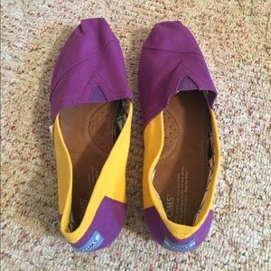 ✨ Reduced Price ✨ Purple/Gold Toms - Size 11