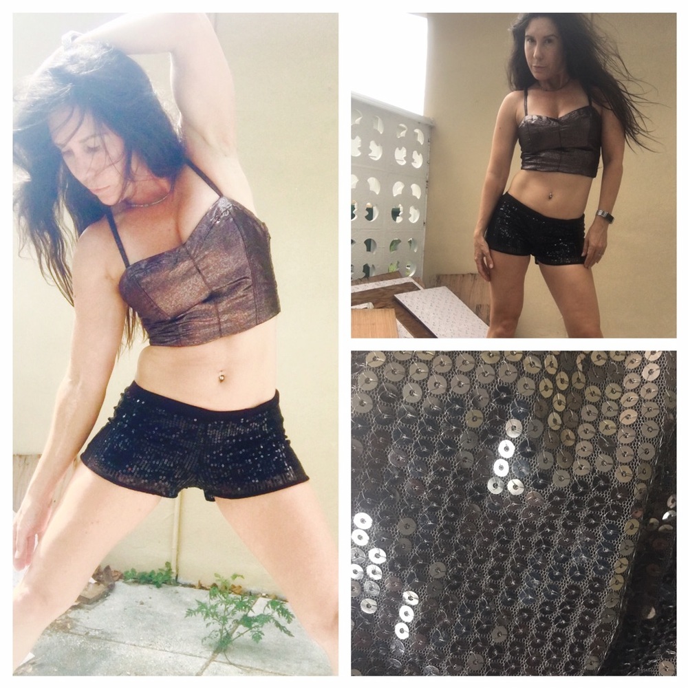 ❤️Black sequins stretch shorts - Picture 1 of 3
