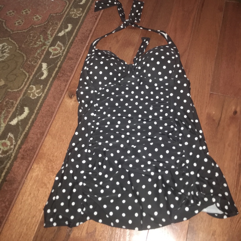 One piece swimming suit women's size M