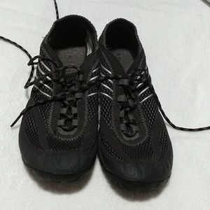 Merrell Pace Glove shoes 8.5